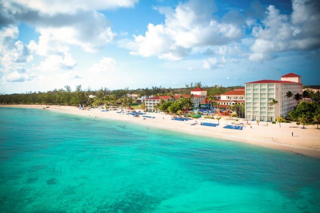 Nassau Breezes Cable Beach Day Pass