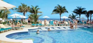 Nassau Riu Palace Resort Day Pass POOL