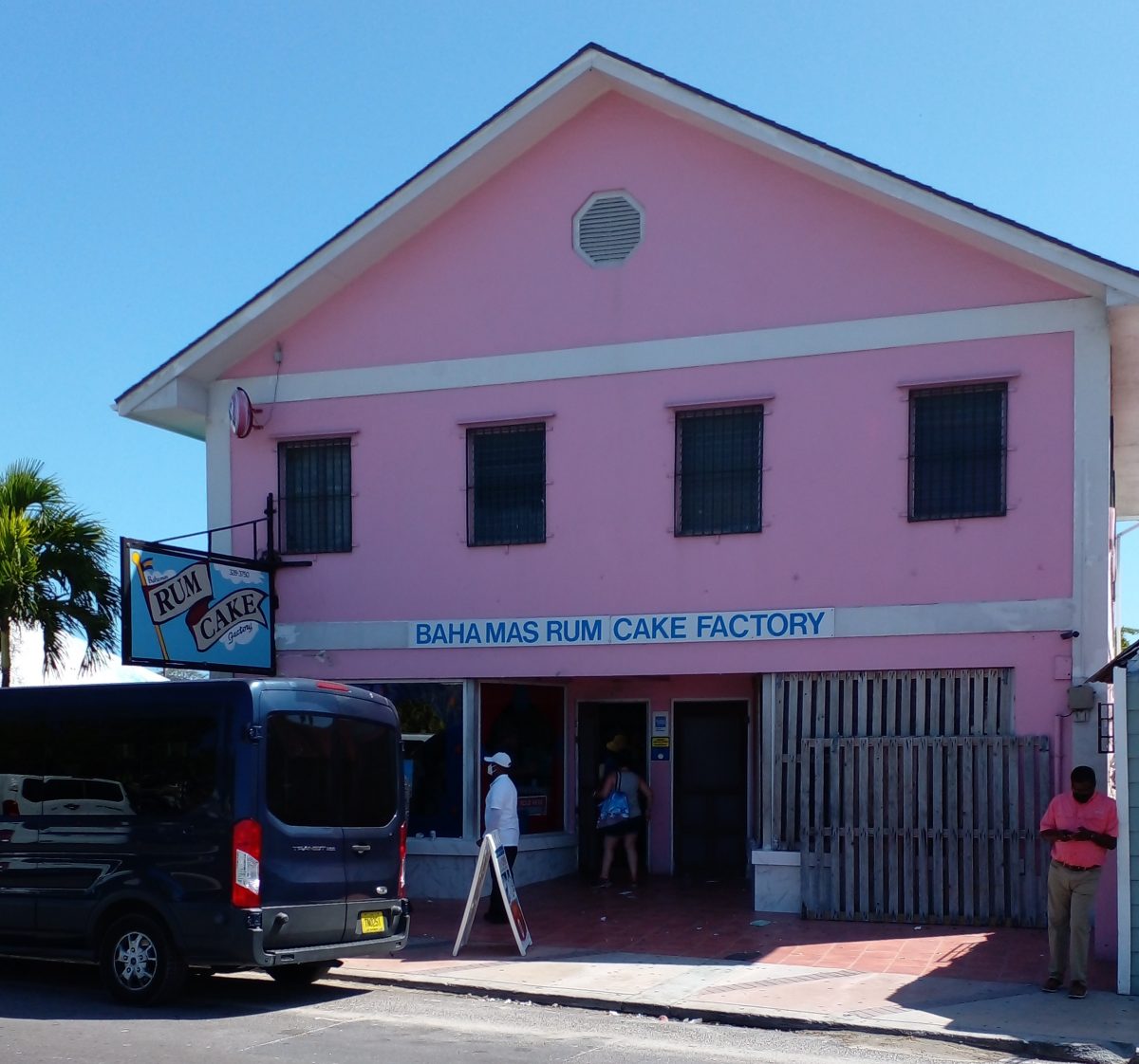 bahamas rum cake factory tour